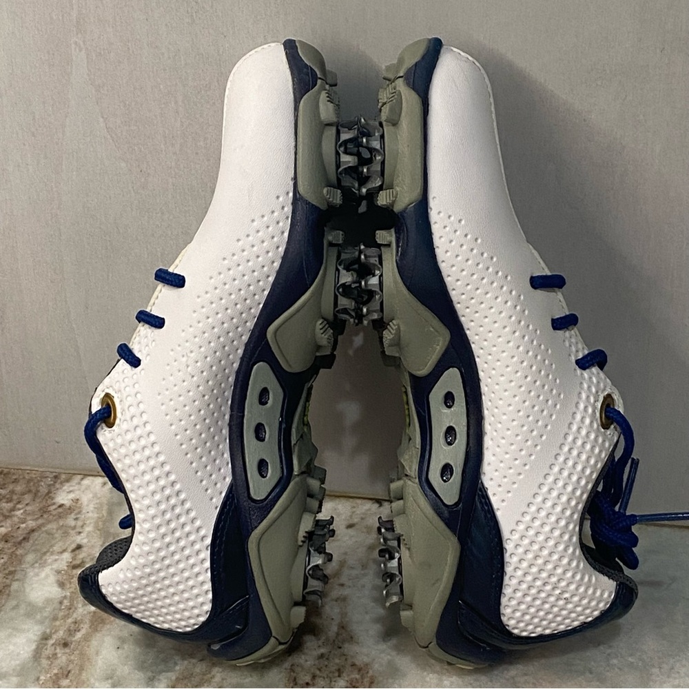 FootJoy D.N.A. Model 45023 Junior Golf Shoes Size 1M - Picture 7 of 10